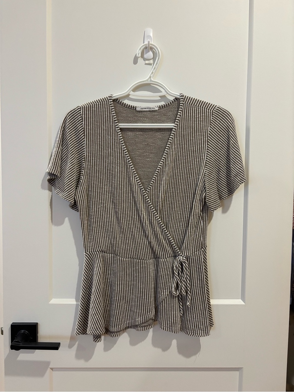 V neck top